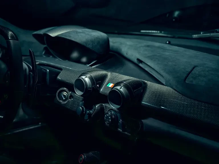 2014 Ferrari LaFerrari - Image 16 of 31