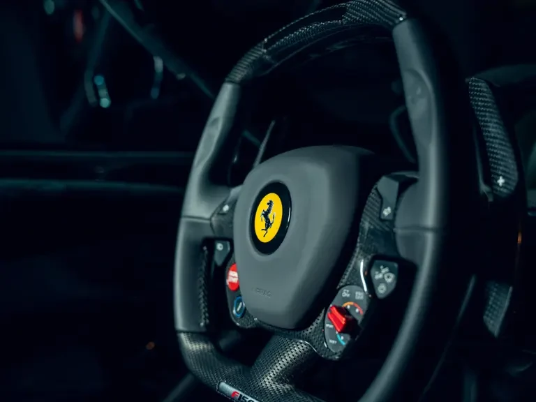 2014 Ferrari LaFerrari - Image 12 of 31
