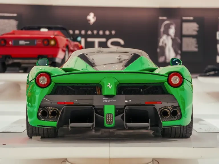 2014 Ferrari LaFerrari - Image 11 of 31