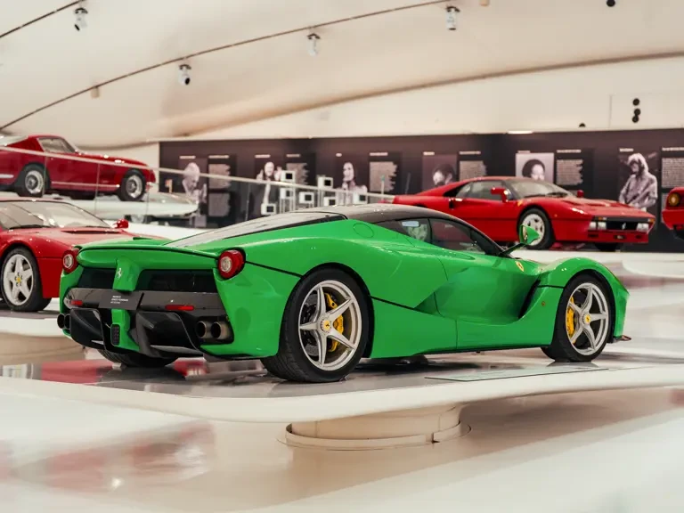2014 Ferrari LaFerrari - Image 13 of 31