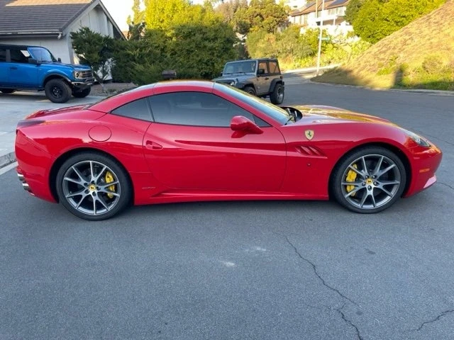 2014 Ferrari California - Image 2 of 20