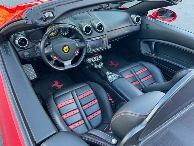 2014 Ferrari California - Image 17 of 20