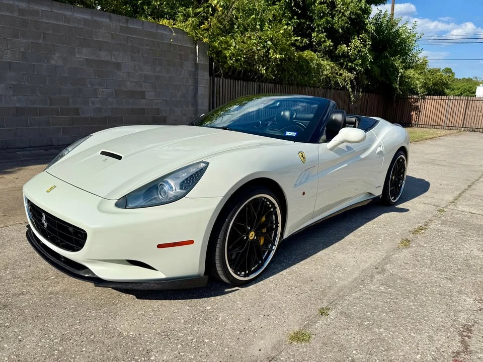 2014 Ferrari California - Image 6 of 19
