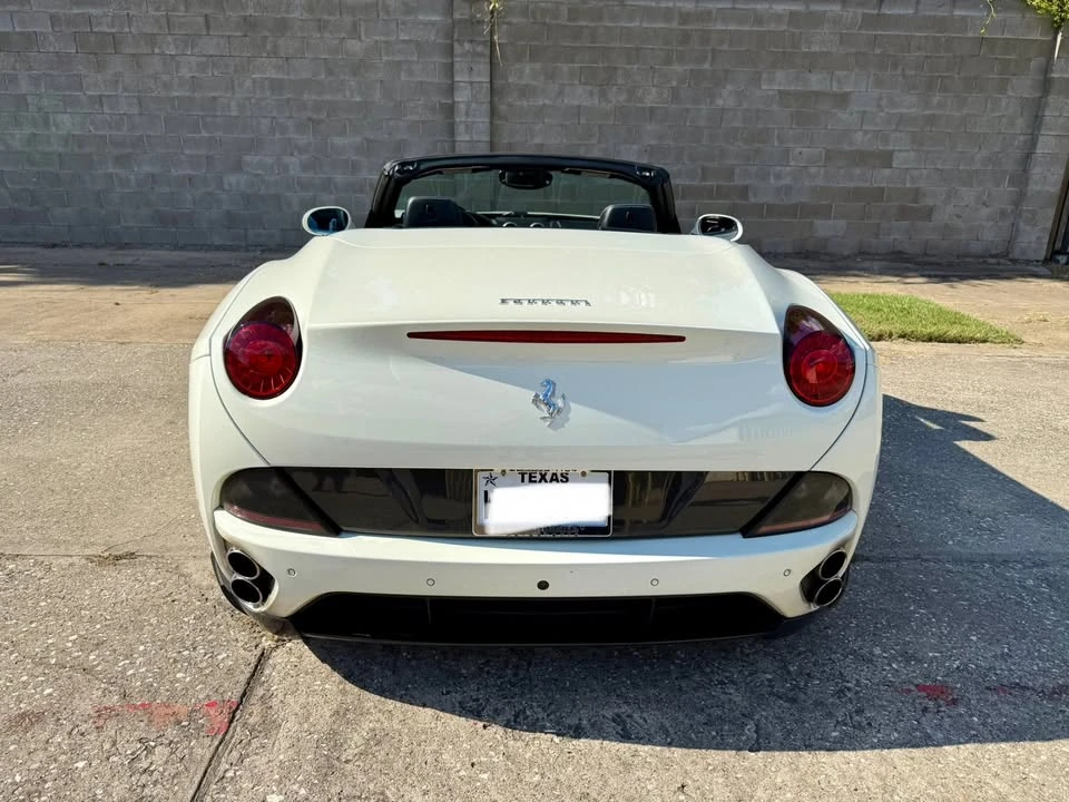 2014 Ferrari California - Image 8 of 19