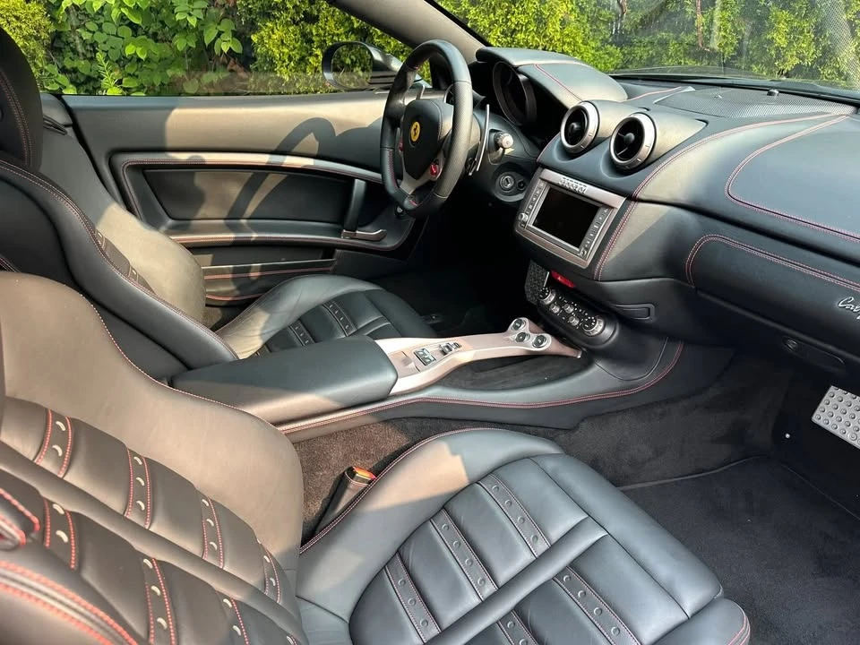 2014 Ferrari California - Image 7 of 15