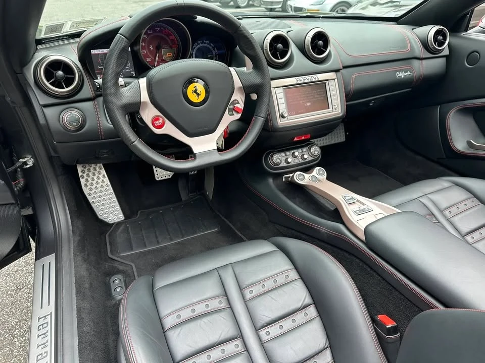 2014 Ferrari California - Image 6 of 15