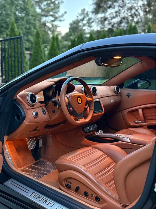 2014 Ferrari California - Image 13 of 14