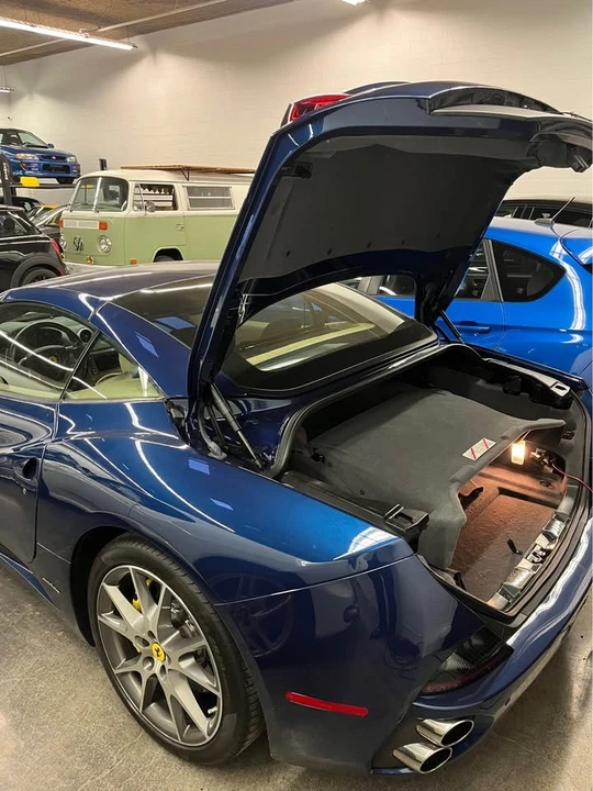 2014 Ferrari California T - Image 8 of 19