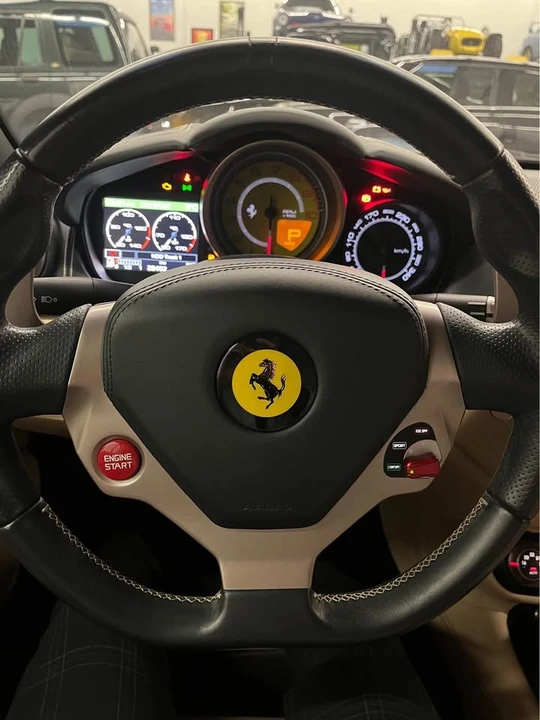 2014 Ferrari California T - Image 16 of 19
