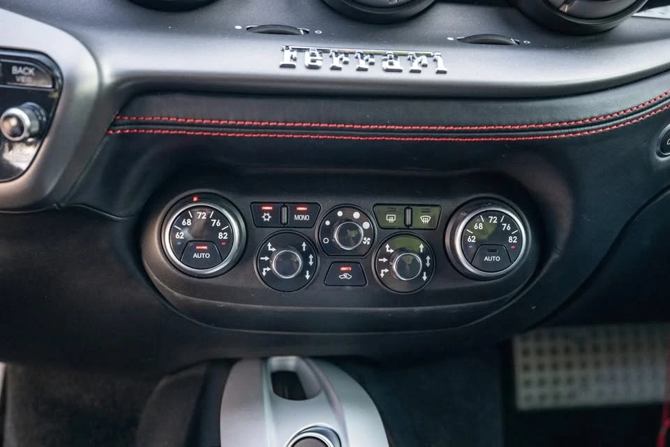 2014 Ferrari F12berlinetta - Image 11 of 14