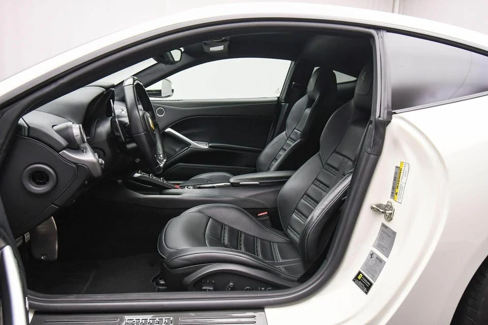 2014 Ferrari F12berlinetta - Image 4 of 8