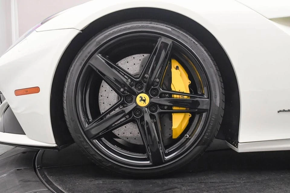2014 Ferrari F12berlinetta - Image 7 of 8