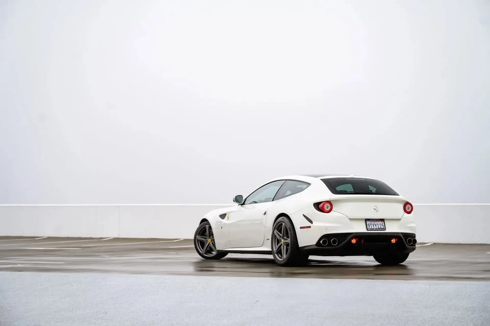 2014 Ferrari FF - Image 11 of 20
