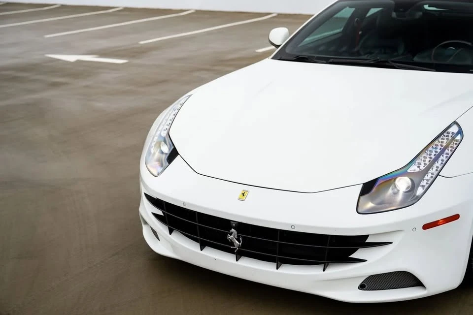 2014 Ferrari FF - Image 7 of 20