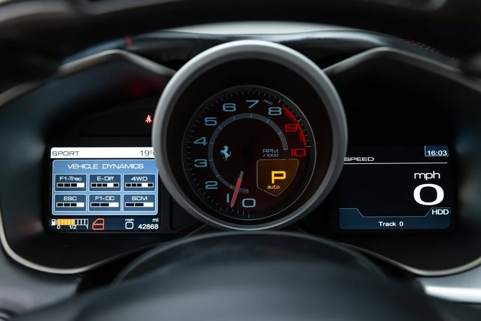 2014 Ferrari FF - Image 12 of 14