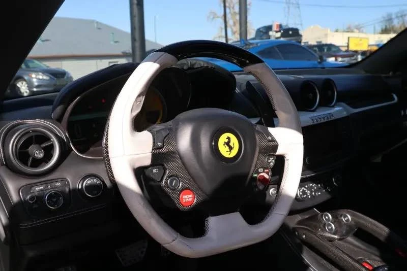 2014 Ferrari FF - Image 7 of 9