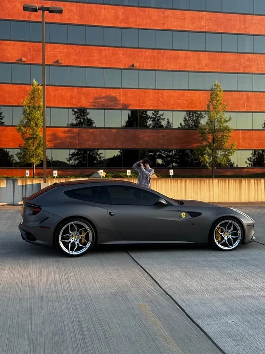 2014 Ferrari FF - Image 5 of 7