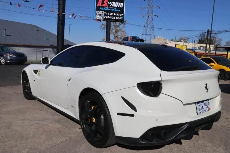 2014 Ferrari FF - Image 6 of 9