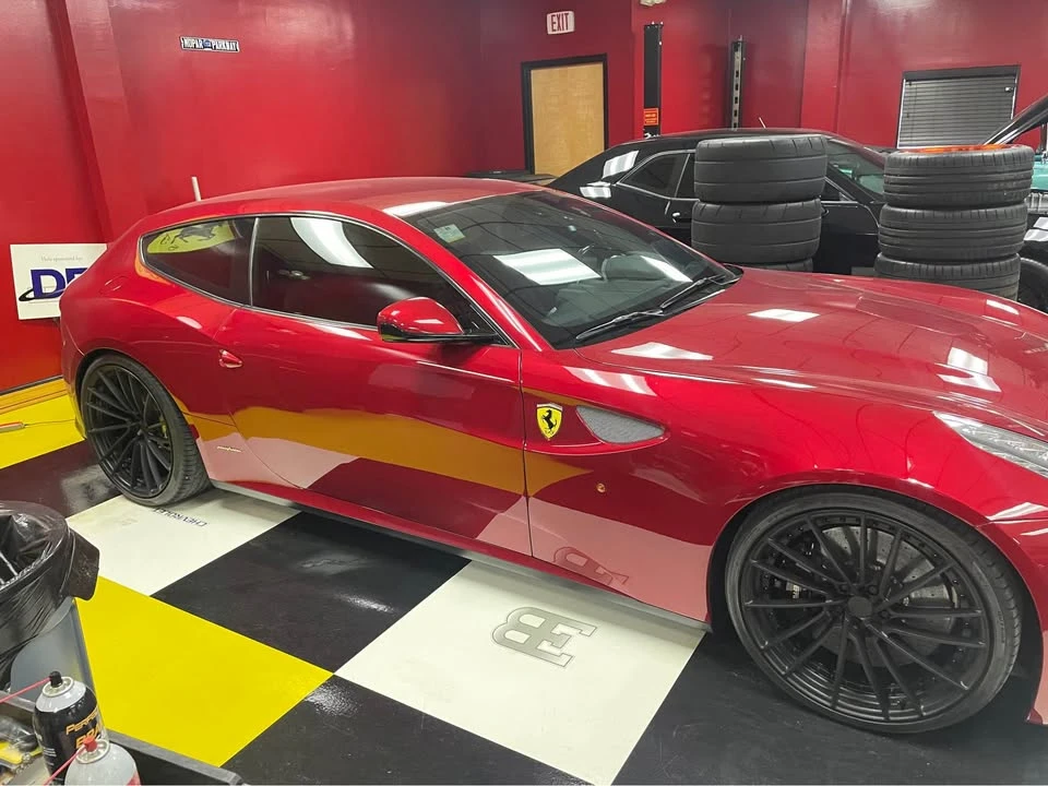 2014 Ferrari FF - Image 3 of 5