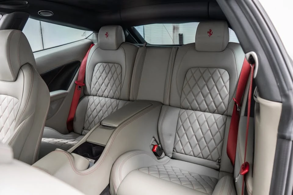 2014 Ferrari FF - Image 12 of 14