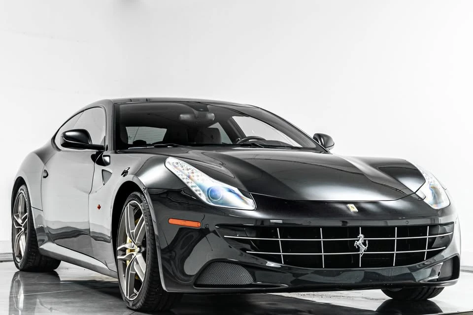 2014 Ferrari FF - Image 2 of 14