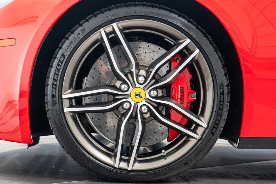 2014 Ferrari FF - Image 6 of 16