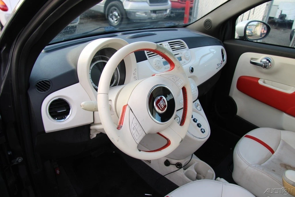 2014 Fiat 500 - Image 12 of 21