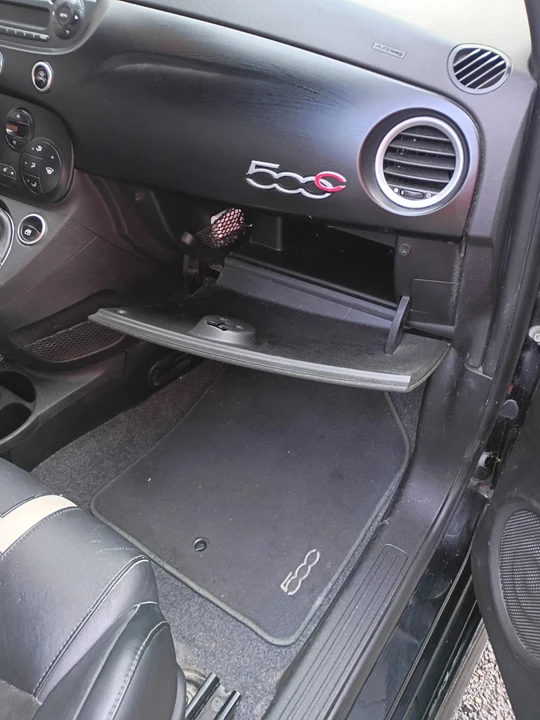 2014 Fiat Abarth 500 - Image 16 of 21