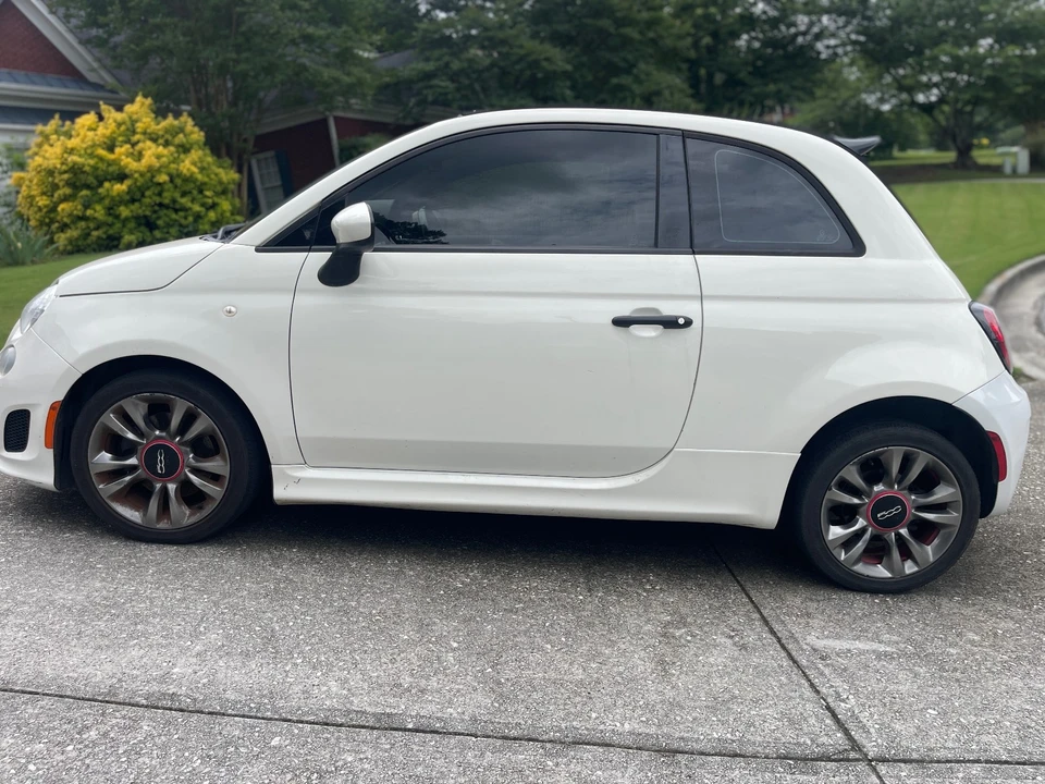 2014 Fiat Abarth 500 - Image 2 of 9