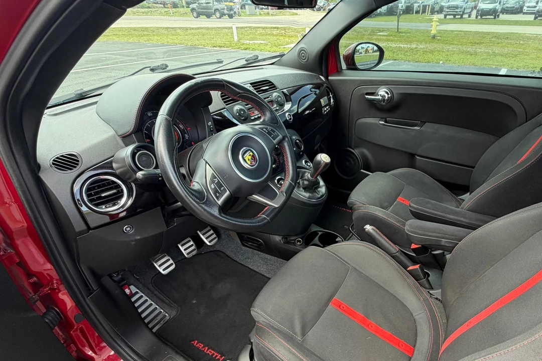 2014 Fiat Abarth 500 - Image 27 of 31
