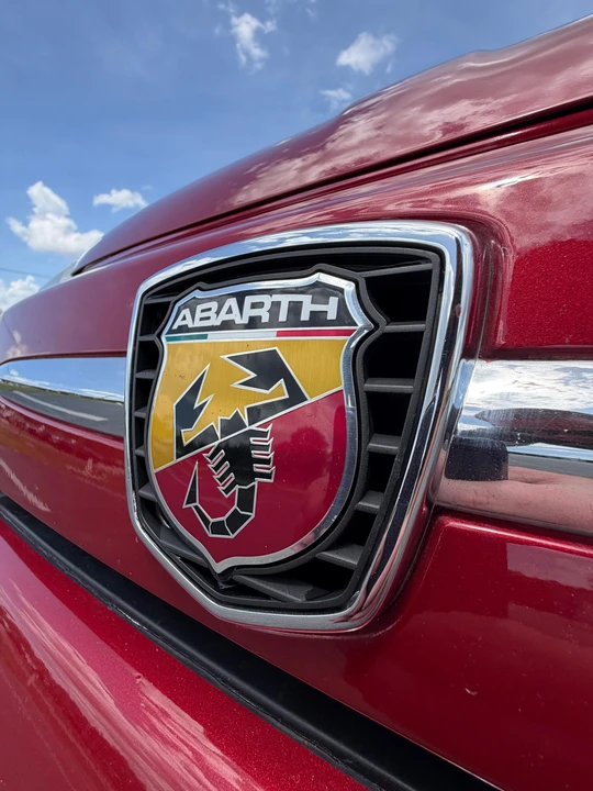 2014 Fiat Abarth 500 - Image 16 of 31