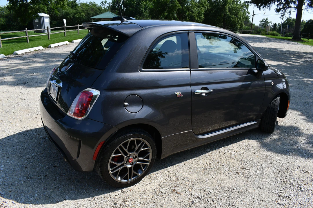 2014 Fiat Abarth 500 - Image 15 of 31