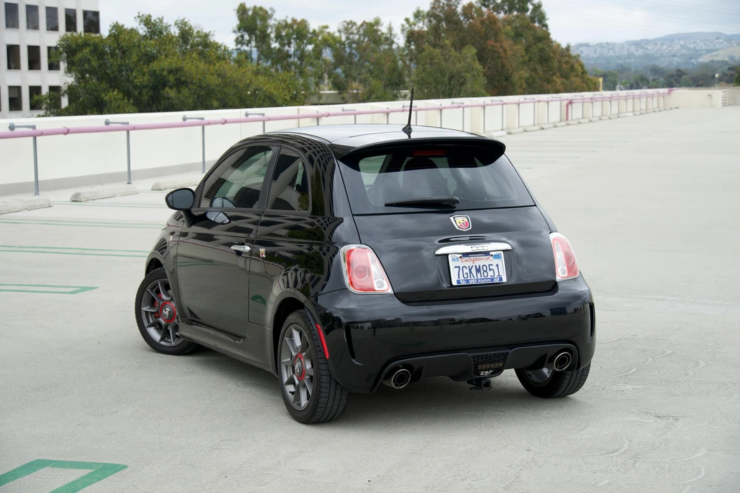 2014 Fiat Abarth 500 - Image 10 of 31