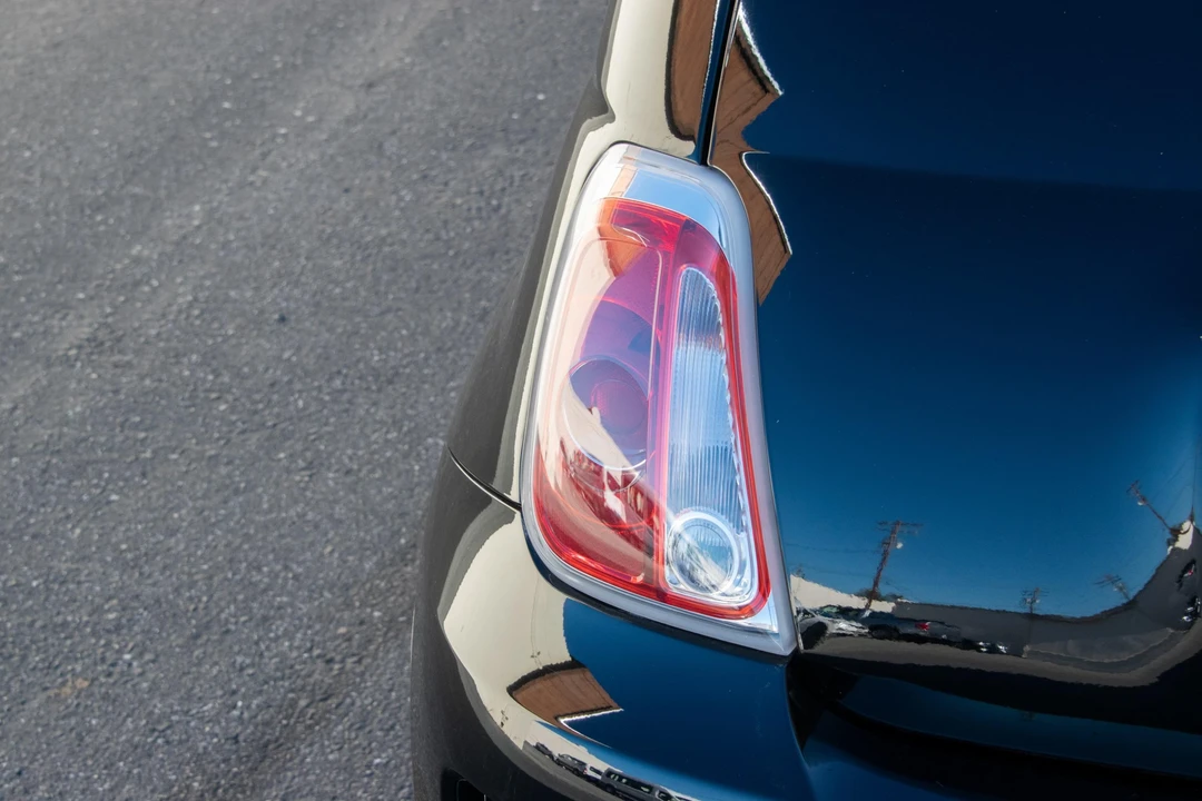 2014 Fiat Abarth 500 - Image 11 of 31