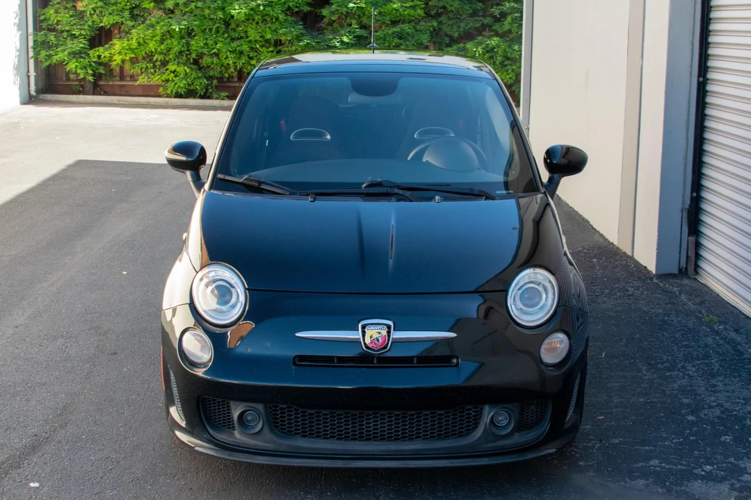 2014 Fiat Abarth 500 - Image 2 of 31
