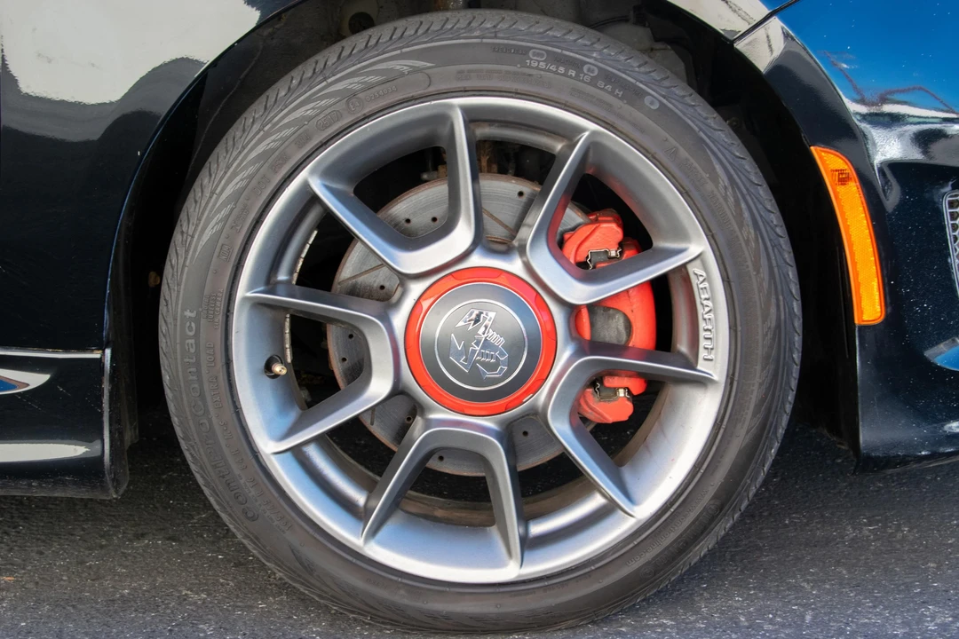 2014 Fiat Abarth 500 - Image 18 of 31