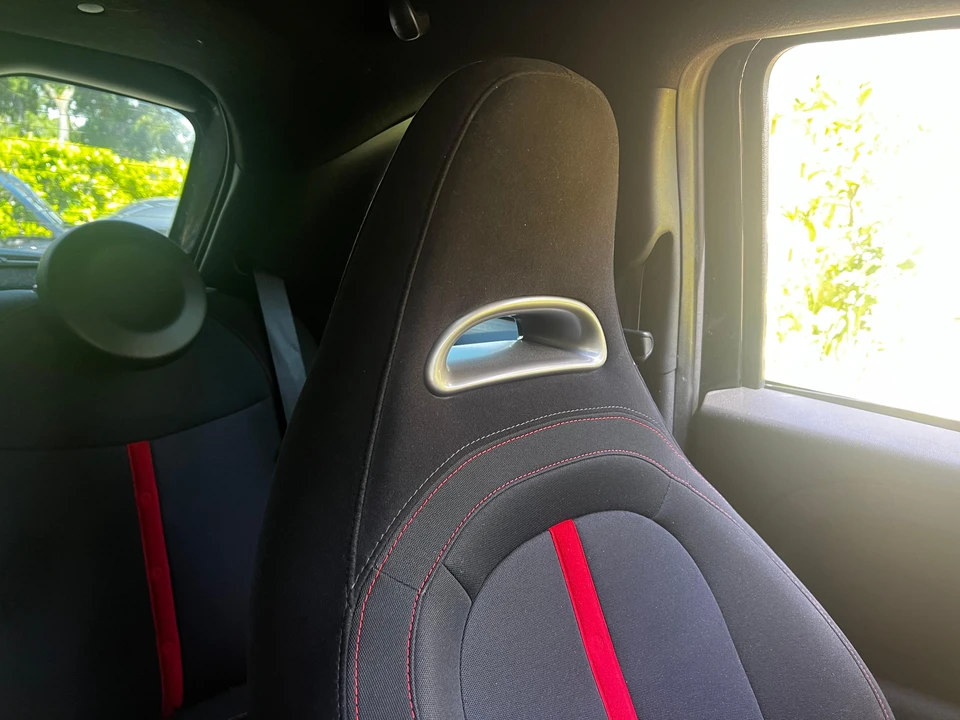 2014 Fiat Abarth 500 - Image 24 of 31