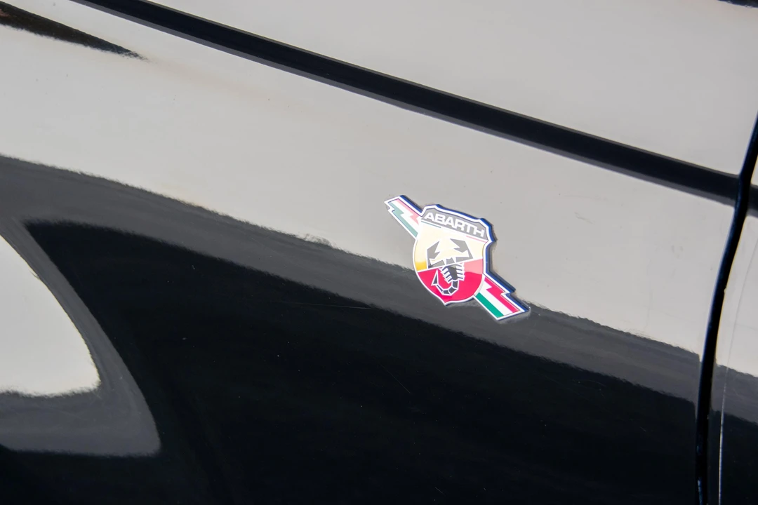 2014 Fiat Abarth 500 - Image 14 of 31