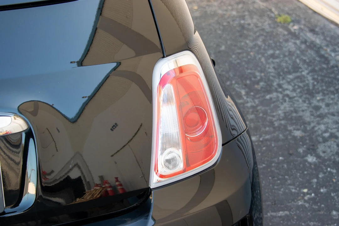2014 Fiat Abarth 500 - Image 13 of 31