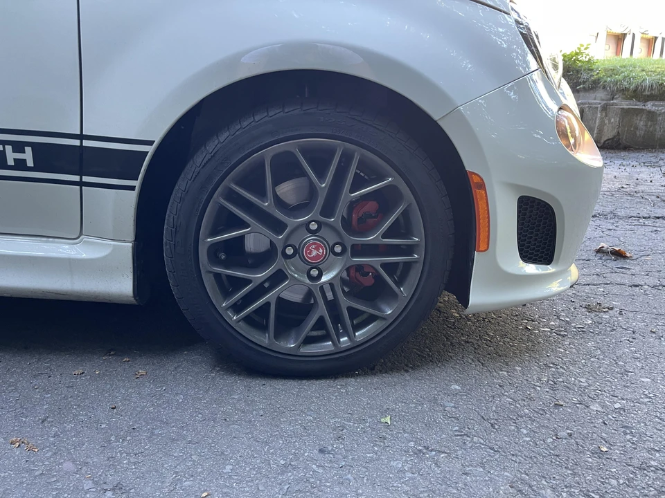 2014 Fiat Abarth 500 - Image 24 of 31