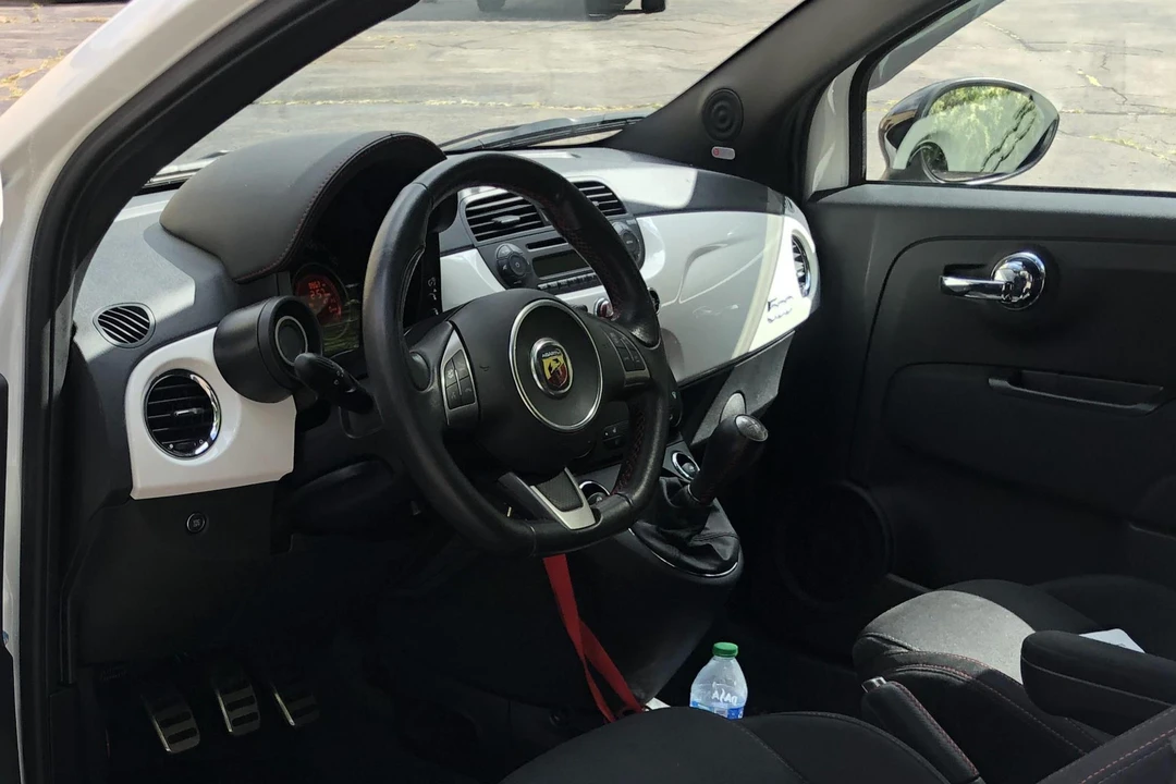 2014 Fiat Abarth 500 - Image 26 of 31