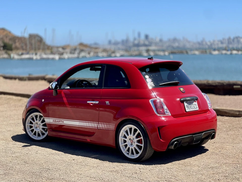 2014 Fiat Abarth 500 - Image 6 of 31