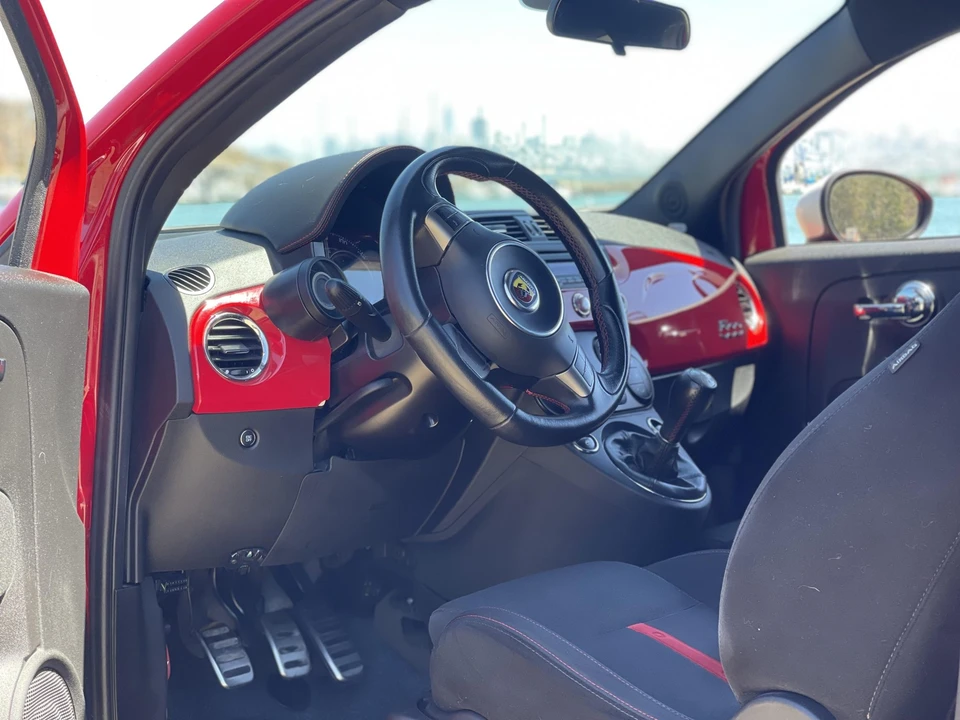 2014 Fiat Abarth 500 - Image 29 of 31