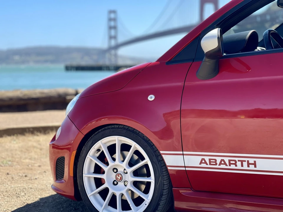 2014 Fiat Abarth 500 - Image 17 of 31