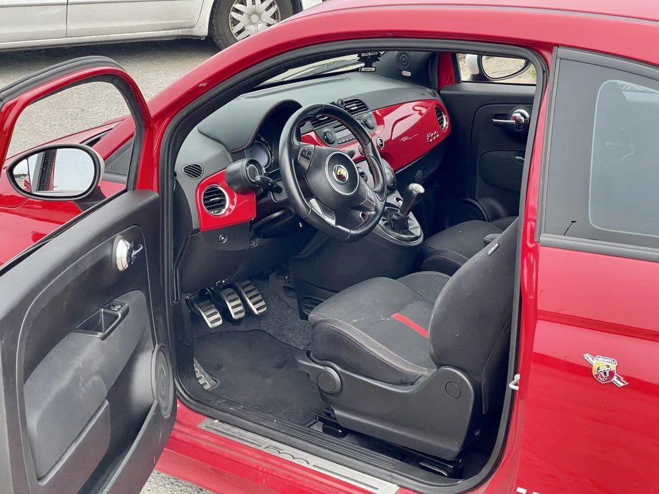 2014 Fiat Abarth 500 - Image 23 of 31