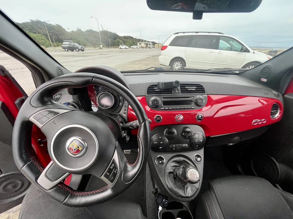 2014 Fiat Abarth 500 - Image 25 of 31
