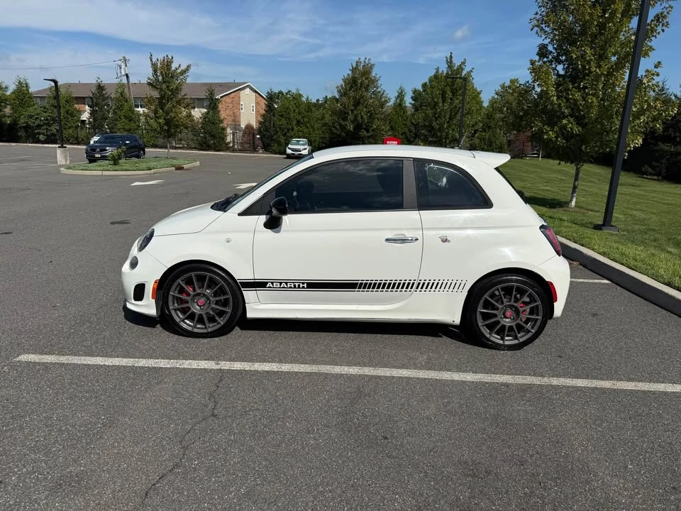 2014 Fiat Abarth 500 - Image 2 of 13