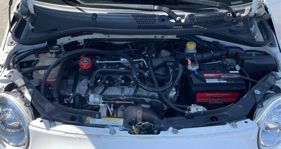 2014 Fiat Abarth 500 - Image 5 of 10