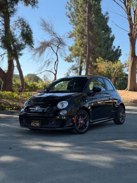 2014 Fiat Abarth 500 - Image 2 of 4