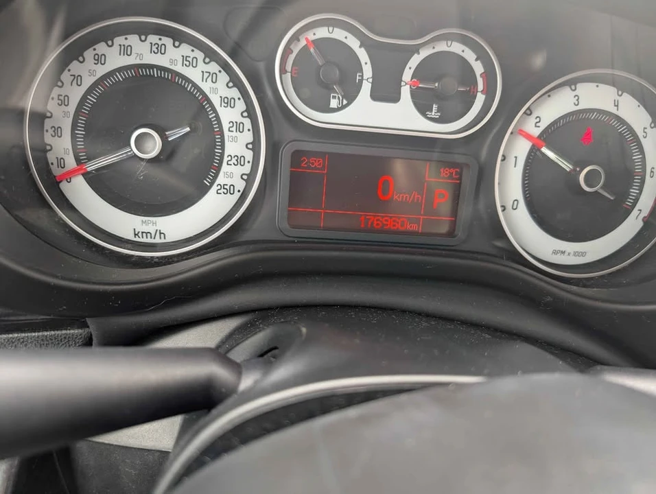 2014 Fiat 500 - Image 9 of 9